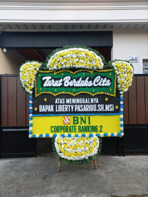 Papan Bunga Duka di Sindang Kelingi