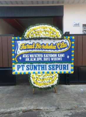 Papan Bunga Duka di Sindang Kelingi